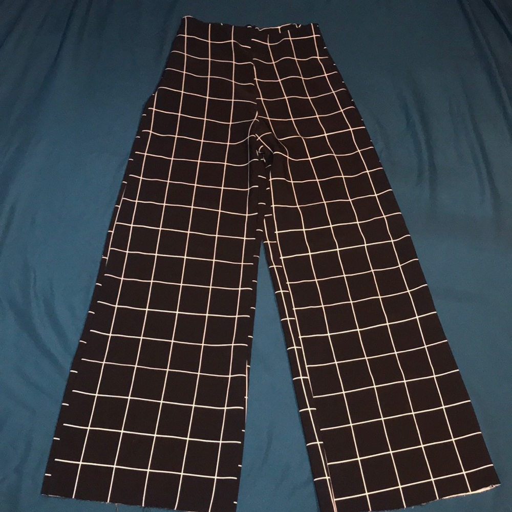 Black and white plaid fashion nova pants